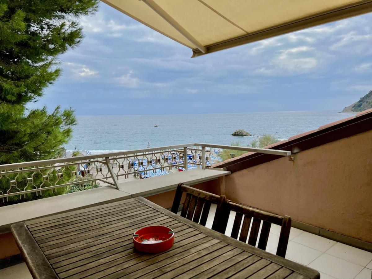 شقة Sixties Sun & Sea Monterosso مونتيروسّو ال ماري المظهر الخارجي الصورة